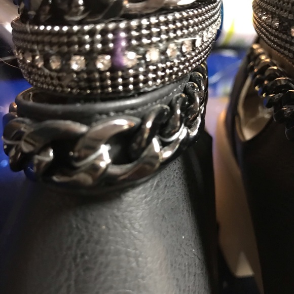 Never worn black and white high style booties - Picture 8 of 9